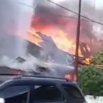 Kebakaran Besar Hanguskan Asrama Kesdam di Makassar