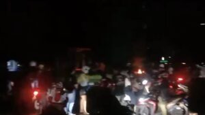 Mahasiswa dan Warga Saling Serang di Jalan Urip Sumoharjo, Makassar