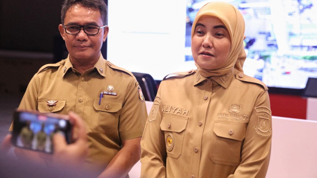 Wakil Wali Kota Makassar Aliyah Mustika Ilham Tinjau Ruangan di Hari Pertama Bertugas
