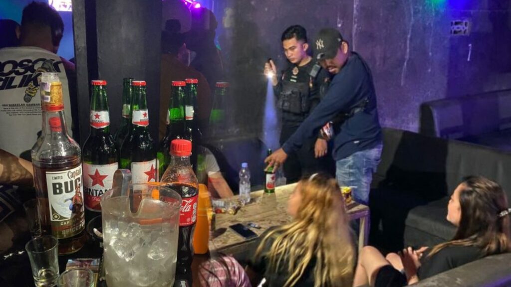 Polres Pinrang Gelar Operasi Cipta Kondisi, Puluhan Botol Miras Disita