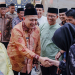 Wali Kota Makassar Munafri Arifuddin Berbuka Puasa Bersama Warga di Masjid Hikmah
