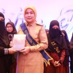 Aliyah Mustika Ilham Serahkan Penghargaan kepada 31 Hafiz Al-Qur’an di Yatim Fest Ramadan