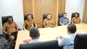 Pemkot Makassar Kerja Sama dengan OJK untuk Cegah Masyarakat Terjebak Pinjol Lewat Reaktivasi BPR