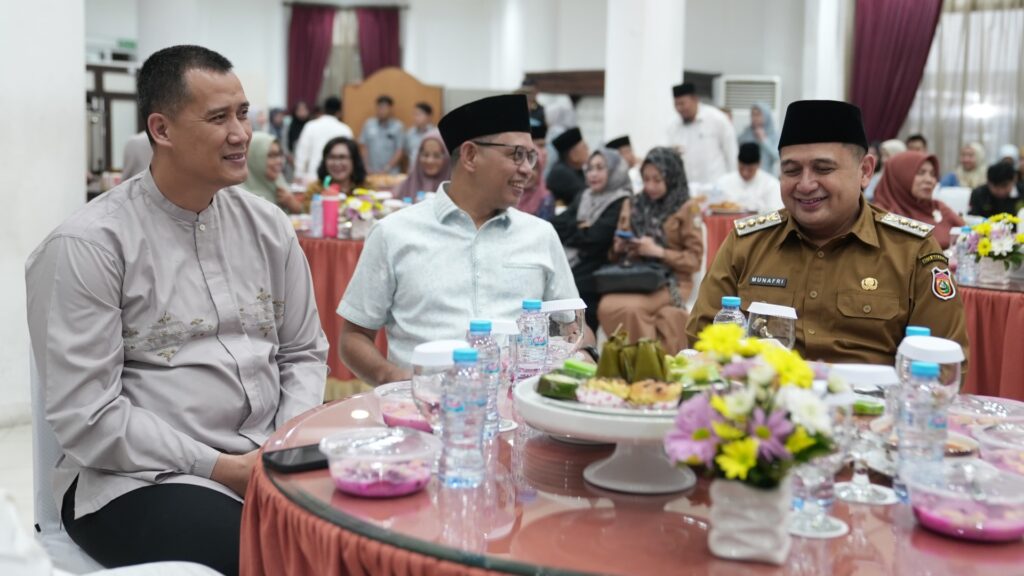 Wali Kota Makassar Gelar Safari Ramadan untuk Membangun Koneksi Langsung dengan Warga