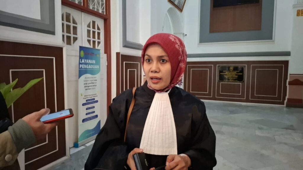 Mira Hayati Disidang, Kuasa Hukum Tegaskan Produk yang Diuji BPOM Bukan Asli dari Perusahaan