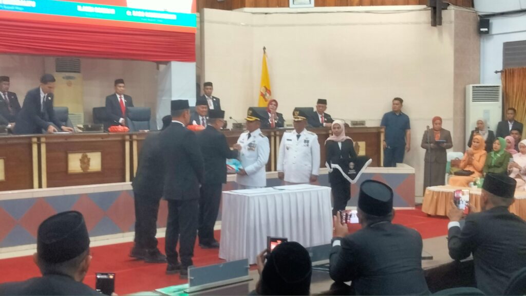 Resmi Memimpin, Andi Rosman Tegaskan Komitmen dalam Serah Jabatan Bupati Wajo