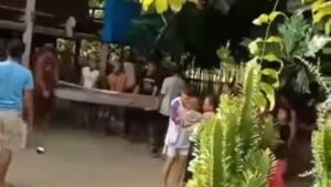 IRT di Jeneponto Ngaku Janda Saat Suami Merantau, Rumahnya Dibongkar Paksa Warga