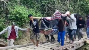 Ibu Hamil Ditandu 15 Km, Bayinya Tak Selamat: Potret Buram Infrastruktur Pelosok Sulbar