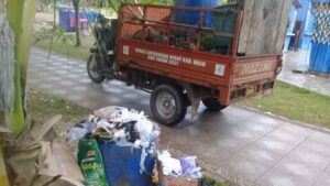 DLH Wajo Gelar Aksi Pembersihan di Sekitar RTH Callaccu, Ajak Pengunjung Jaga Kebersihan