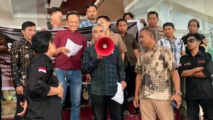 DPRD Makassar Terima Aspirasi Massa Terkait Dugaan Perilaku LGBT di THM Helen’s Play Mart