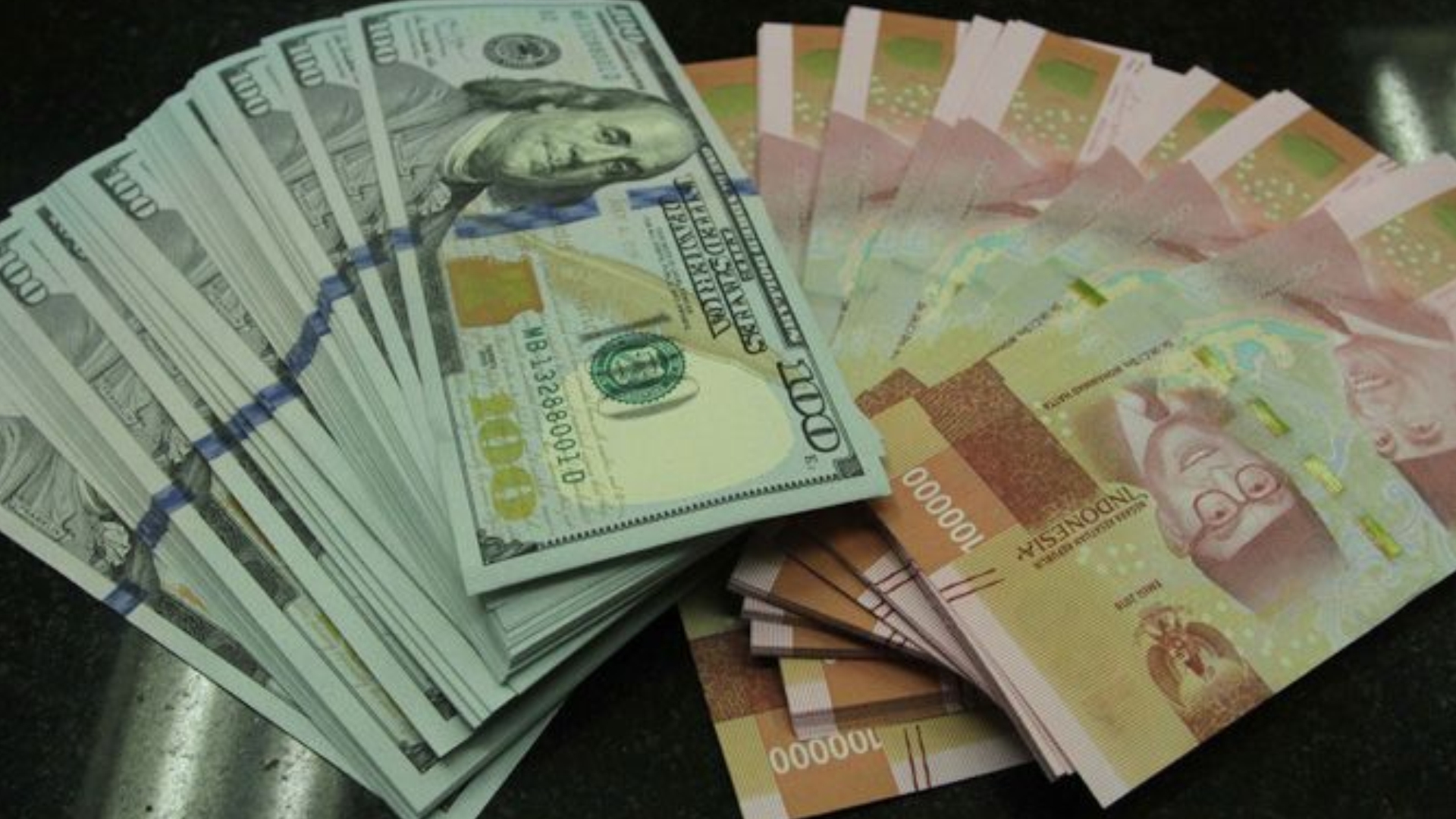 AS-China Sepakati Gencatan Dagang, Rupiah Menguat ke Level Terkuat Tiga Bulan Terakhir