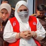 Terdakwa Skincare Bermerkuri Bacakan Pledoi Sambil Menangis, Ungkap Tekanan Psikologis Selama Persidangan