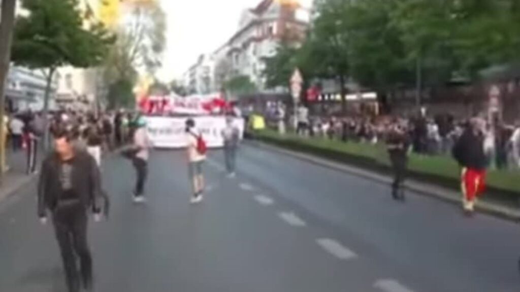 Warga Berlin Serukan Perdamaian di Tengah Meningkatnya Ketegangan Iran-Israel