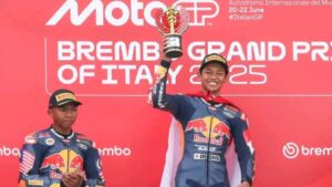 Veda Ega Pratama Cetak Sejarah! Pembalap Indonesia Pertama Juara Red Bull Rookies Cup