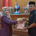 Pemkab Sidrap Serahkan Tiga Ranperda ke DPRD dalam Rapat Paripurna