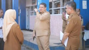 Wali Kota Makassar Sidak SMP Negeri 53, Instruksikan Perbaikan Fasilitas dan Penambahan Ruang Kelas