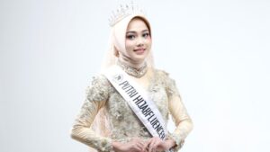 Aul Fadiyah Raih Gelar Putri Hijabfluencer, Promosikan Kemandirian Perempuan