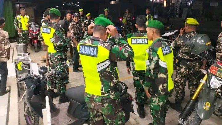 Koramil 1406-10/Pitumpanua Gandeng FKPPI dan PPM Gelar Patroli Siskamling