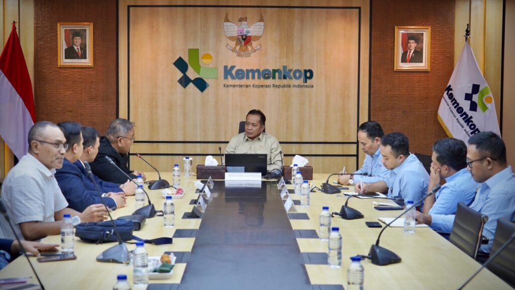 Ferry Juliantono: Kemenkop Ubah Strategi Komunikasi, Lebih Merangkul Kelompok Milenial dan Gen Z