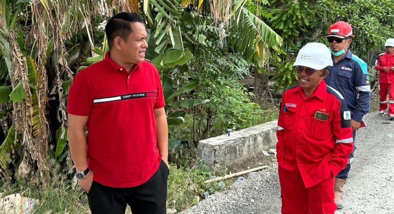 Pastikan Kualitas Pekerjaan, Wakil Ketua DPRD Sulsel Sufriadi Arif Tinjau Proyek Jalan